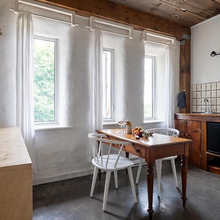 Owl'S Nest Suites Carrying Place 외부 사진