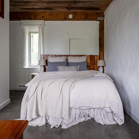 Owl'S Nest Suites Carrying Place 외부 사진